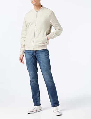 Lee Men's Extreme Motion Straight Jeans, Blue Maddox, 34W / 32L