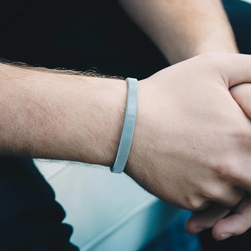 Philip Jones Men's Stainless Steel Mesh Cuff Bracelet