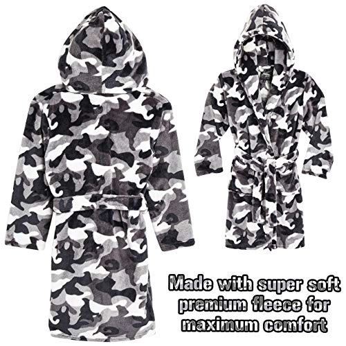 CityComfort Dressing Gown Kids, Camouflage Dressing Gown for Boys, Camo Fleece Robes with Hoodie and Pockets, Kids Clothes for Girls, Boys and Teenagers, Gifts for Boys (7-8 Years, Grey Arctic)