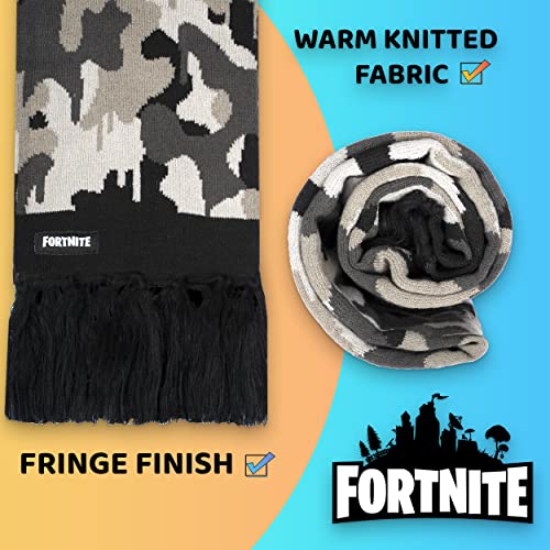 Fortnite Children's Hat & Scarf Set - Grey Woolly Hat & Gloves Camo Design - One Size Fits 12-16 Years - Official Merchandise