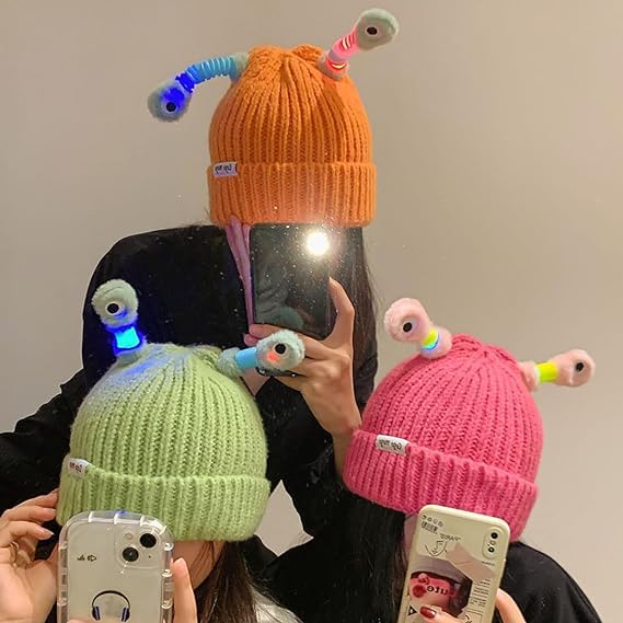 Heyzeibo Winter Parent-Child Cute Glowing Little Monster Knit Hat, Funny Glowing Monster Knitted Winter Beanie Hat (Cotton, Purple)