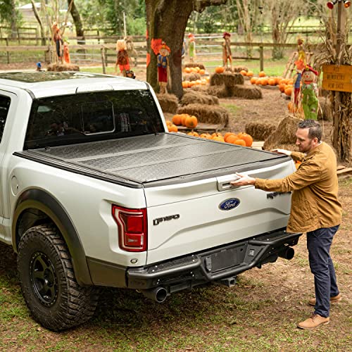 Gator EFX Hard Tri-Fold Tonneau Cover for Toyota Tundra