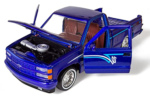 Motormax 1992 Chevy 454SS Pickup Lowrider Truck Blue