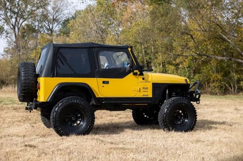 Black Daytona Steel Wheel - 15x8 / 6x5.5 6x139.7