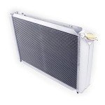 LUXERAD Aluminum Radiator with Fan for Mustangs