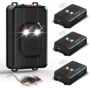 Rodent Repellent with Strobe Light - 4 Pack