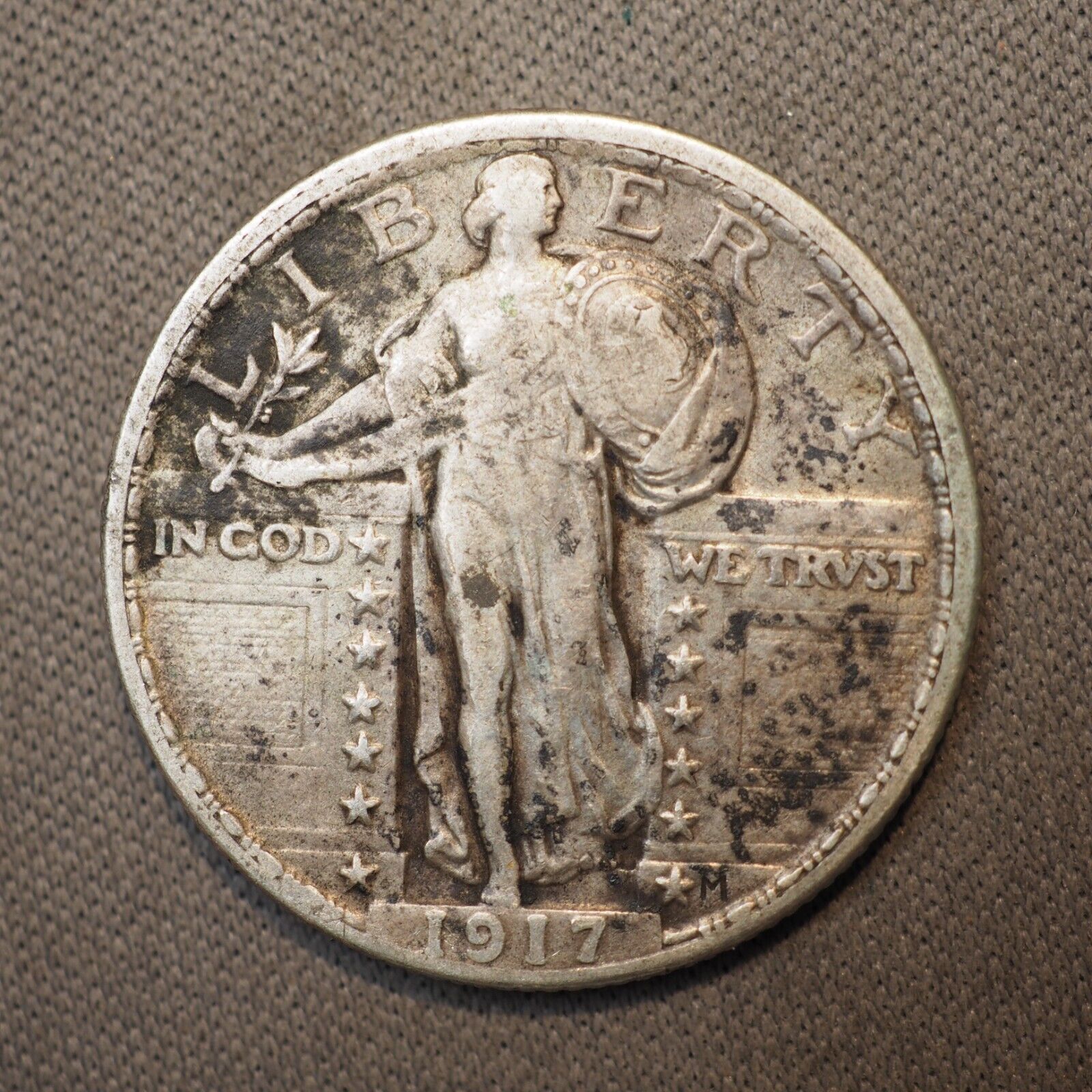 1917 P T2 Standing Liberty Silver Quarter - X3760