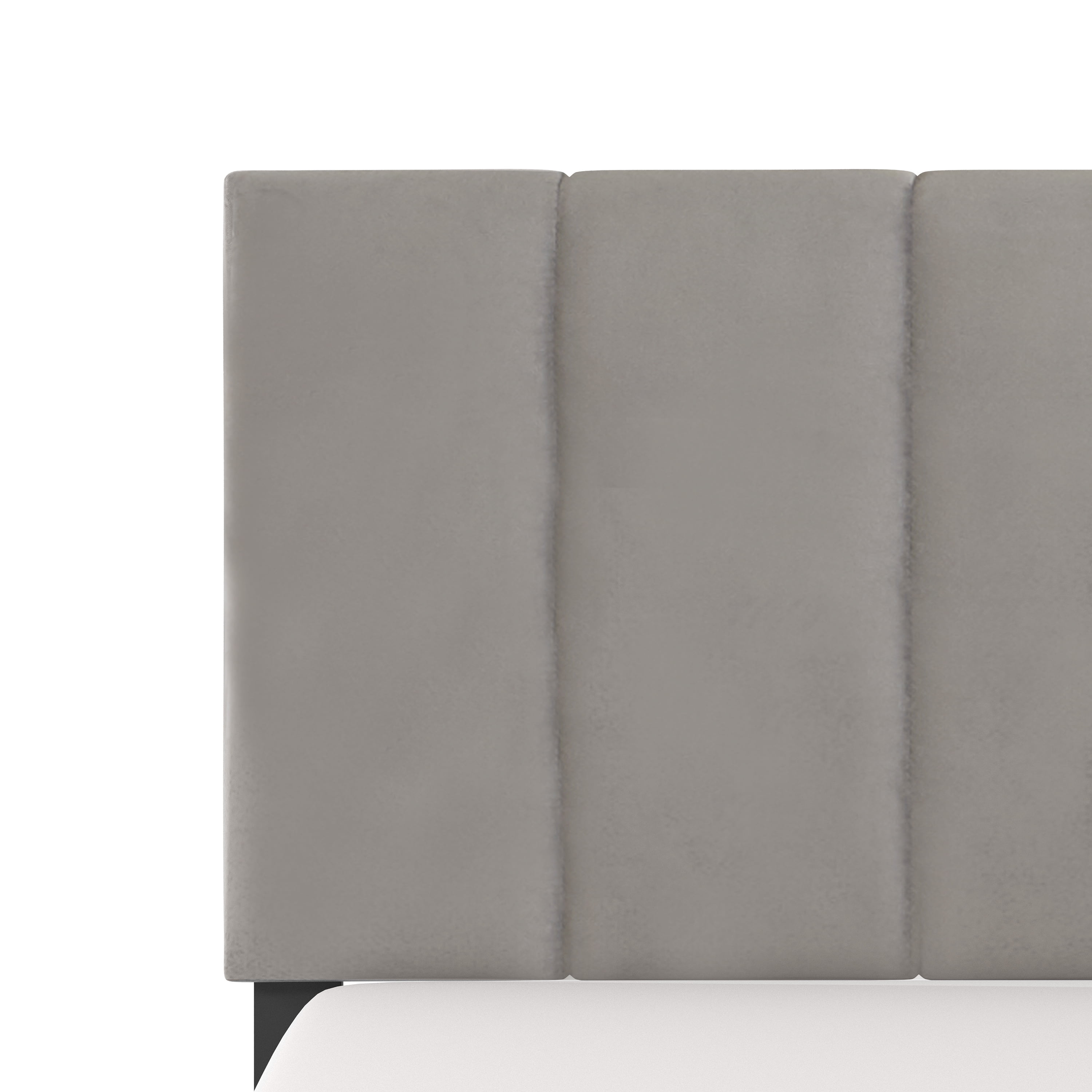Hillsdale's Reece Channel Stitched Queen Bed in Grey
