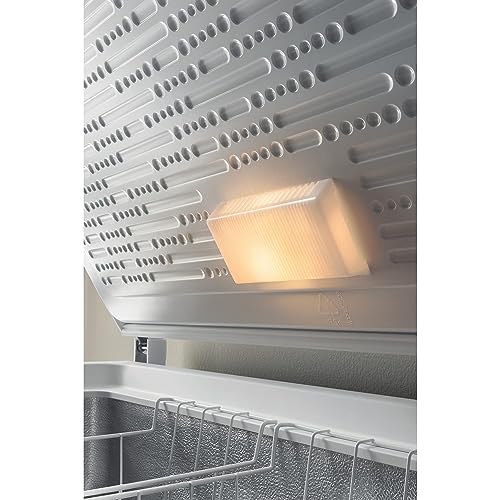 Hotpoint 263L White Freestanding Freezer