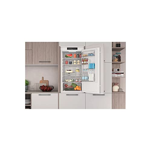 Indesit INC18T311 White Refrigerator with Freezer Compartment