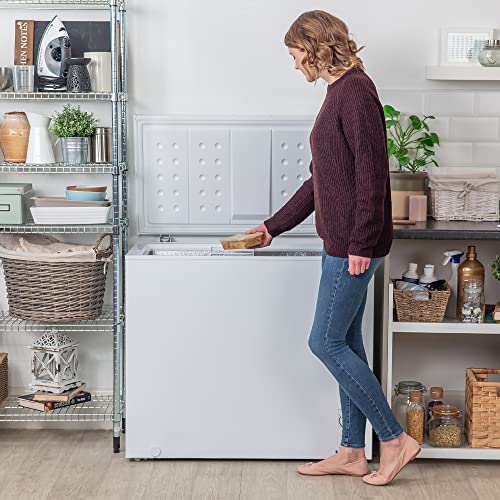 Russell Hobbs 198L Freestanding Chest Freezer