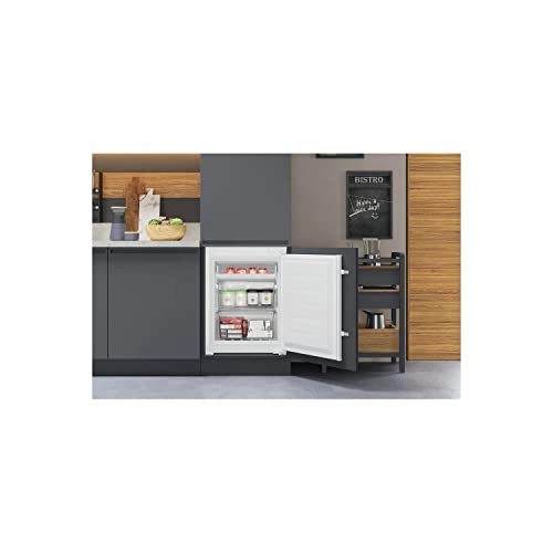 Hotpoint 250L Integrated 70/30 Fridge Freezer