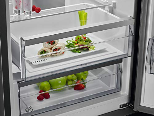 AEG 6000 Series TwinTech Fridge Freezer, White