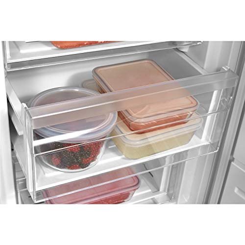 Hotpoint Fridge Freezer with Water Dispenser, White