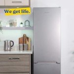 Russell Hobbs 70/30 Frost Free Fridge Freezer