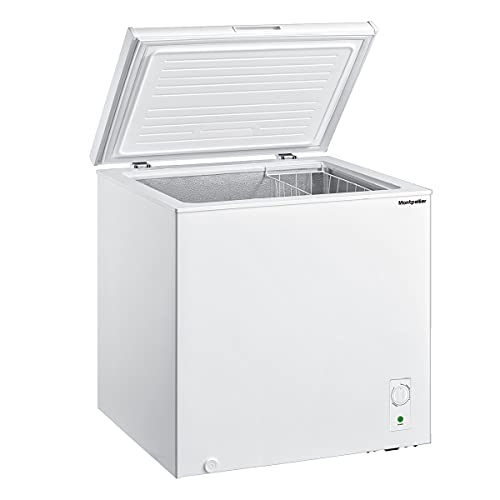 198ltr White Chest Freezer with Built-in Hinges and Basket