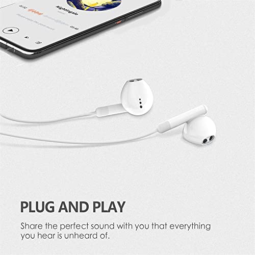 Apple Wired Earbuds with Mic and Volume Control