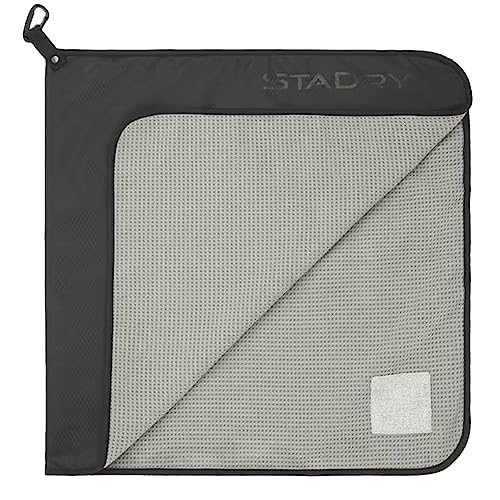 Titleist Black Golf Towel - 20x20