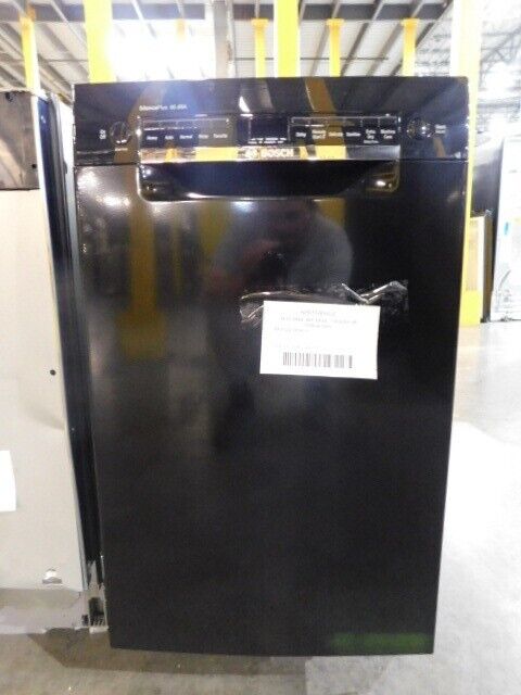 Bosch 300 Series 18" Black Smart Dishwasher