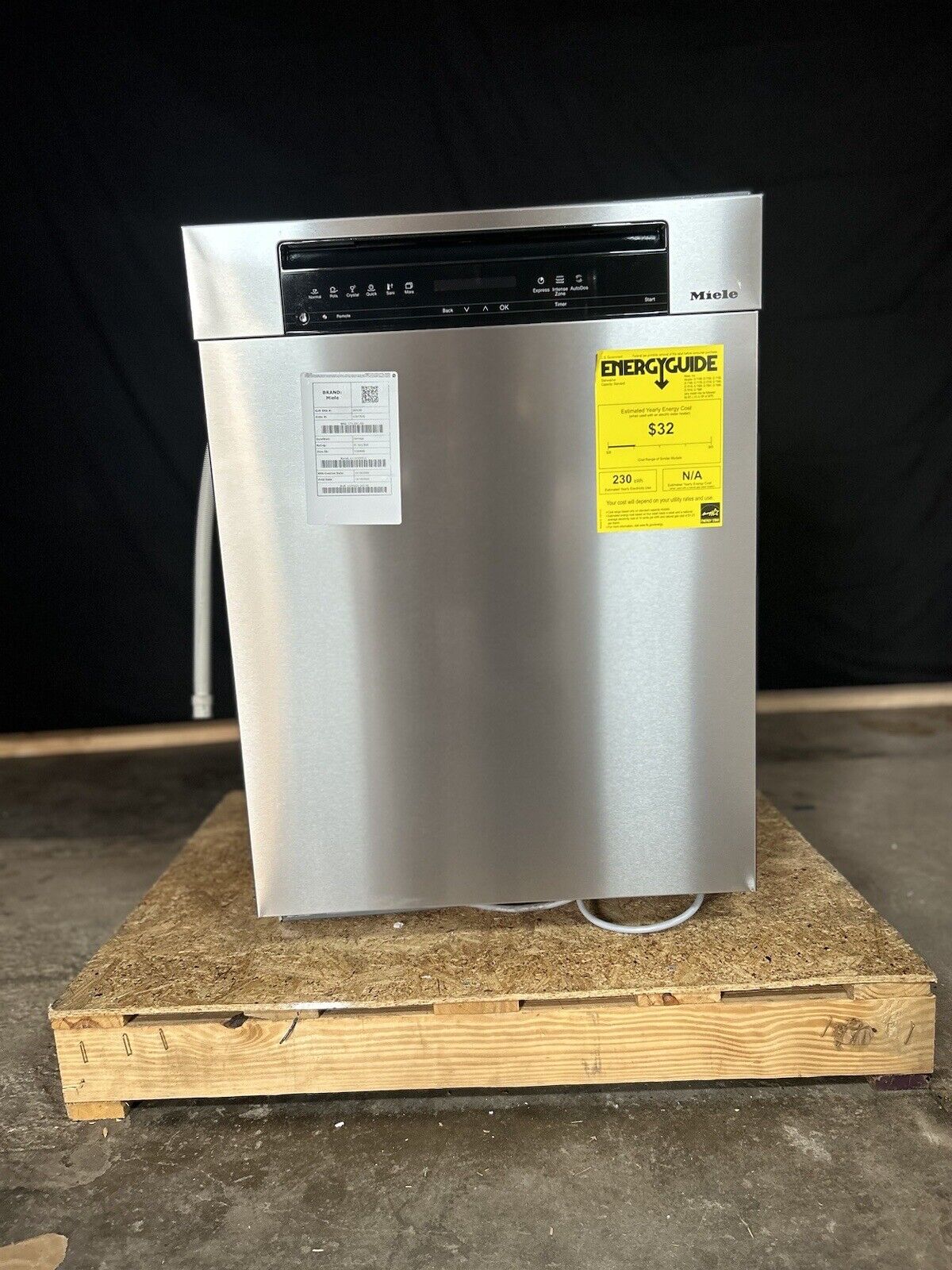 Miele Smart Dishwasher - Full Console, 24 Inch