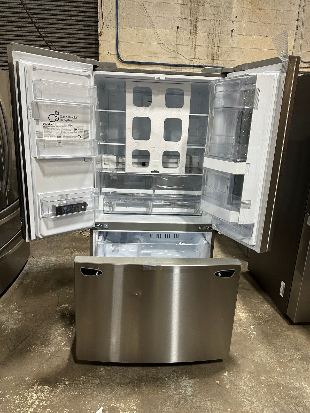 LG Smart French Door Refrigerator with InstaView Technology