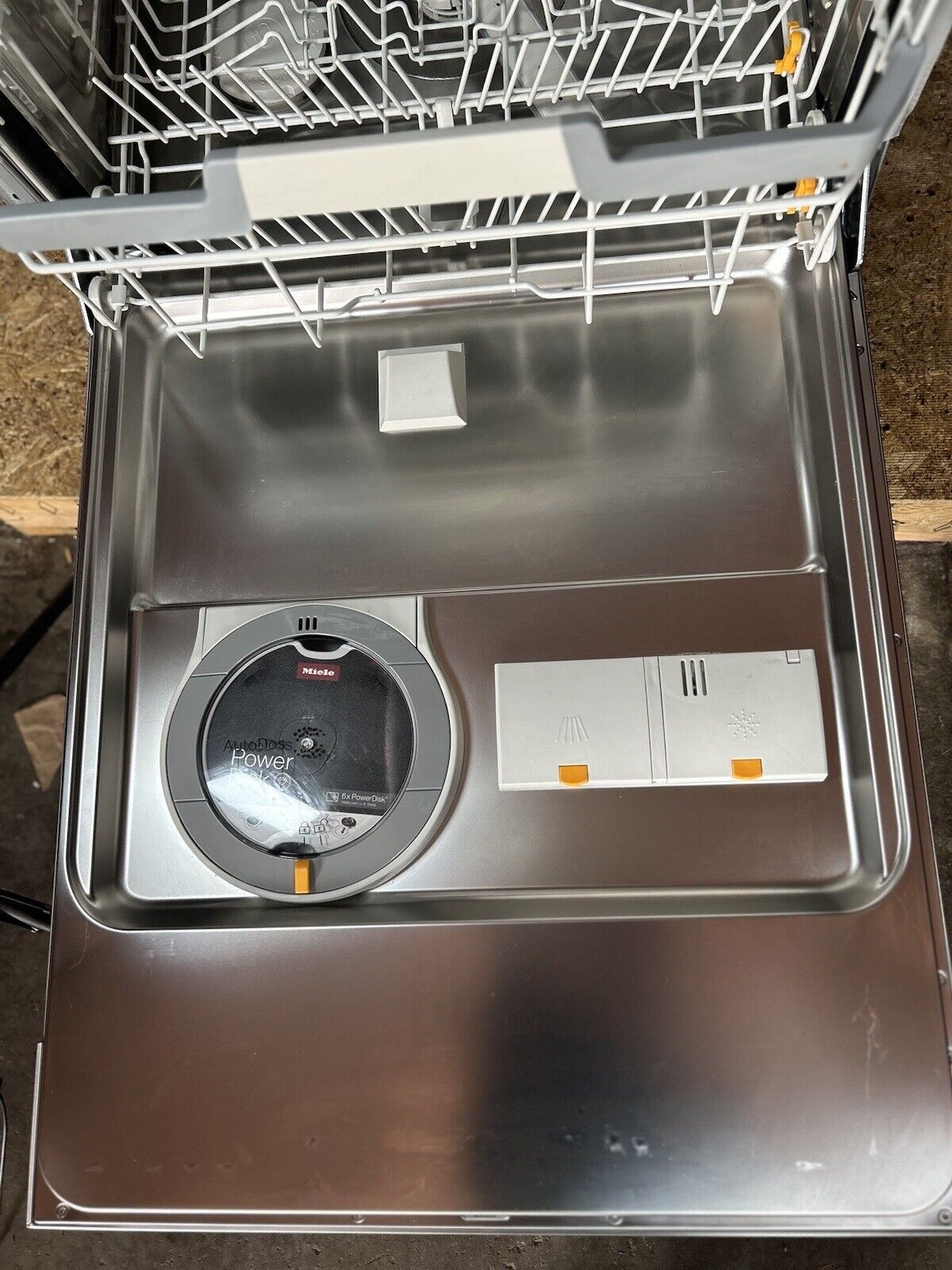 Miele Smart Dishwasher - Full Console, 24 Inch
