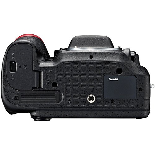 Nikon D7100 24.1 MP DX-Format CMOS Digital SLR