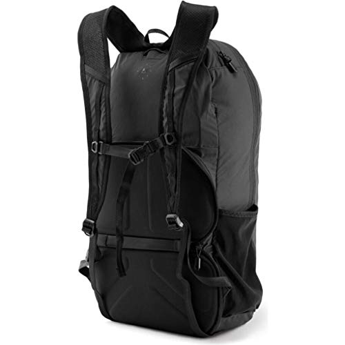 NOMATIC Navigator Lightweight Collapsible Travel Backpack