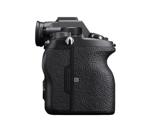 Sony Alpha 7R IV Mirrorless Camera with 61MP.sensor