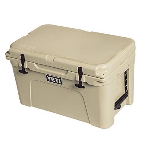 YETI Tundra 45 Cooler in Desert Tan
