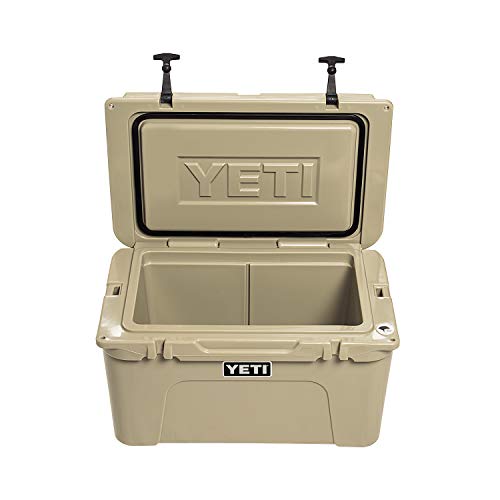 YETI Tundra 45 Cooler in Desert Tan