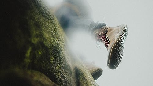 Women's Leather Barefoot Hiking Boot with Thermal Protection