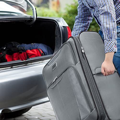 Verdi 28" Expandable Lightweight Rolling Luggage