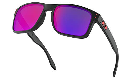 Oakley Holbrook Sunglasses with Lens Cleaning Kit