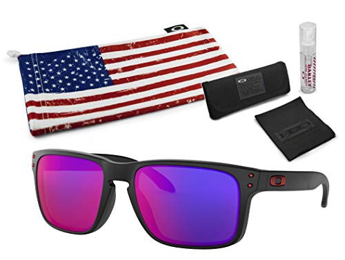 Oakley Holbrook Sunglasses with Lens Cleaning Kit