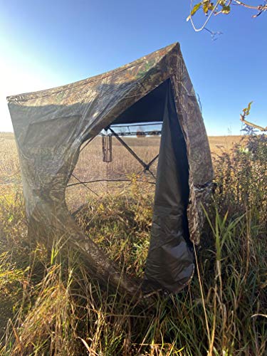 Rhino Blinds 180 in Realtree Edge Pattern