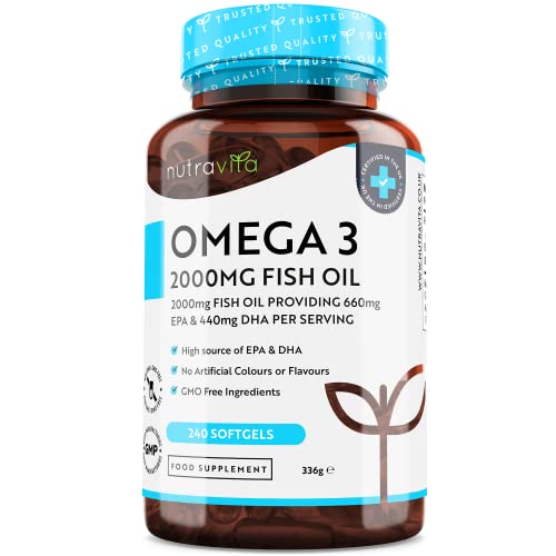 Omega 3 Fish Oil 2000mg – 240 High Strength Capsules (4 Month Supply) – 660mg EPA & 440mg DHA per Daily Serving – Supports Normal Heart Function – Pure Omega 3 Capsules – Made in The UK by Nutravita