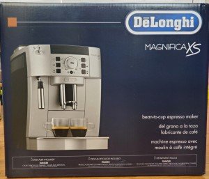 DeLonghi Magnifica XS Bean to Cup Machine