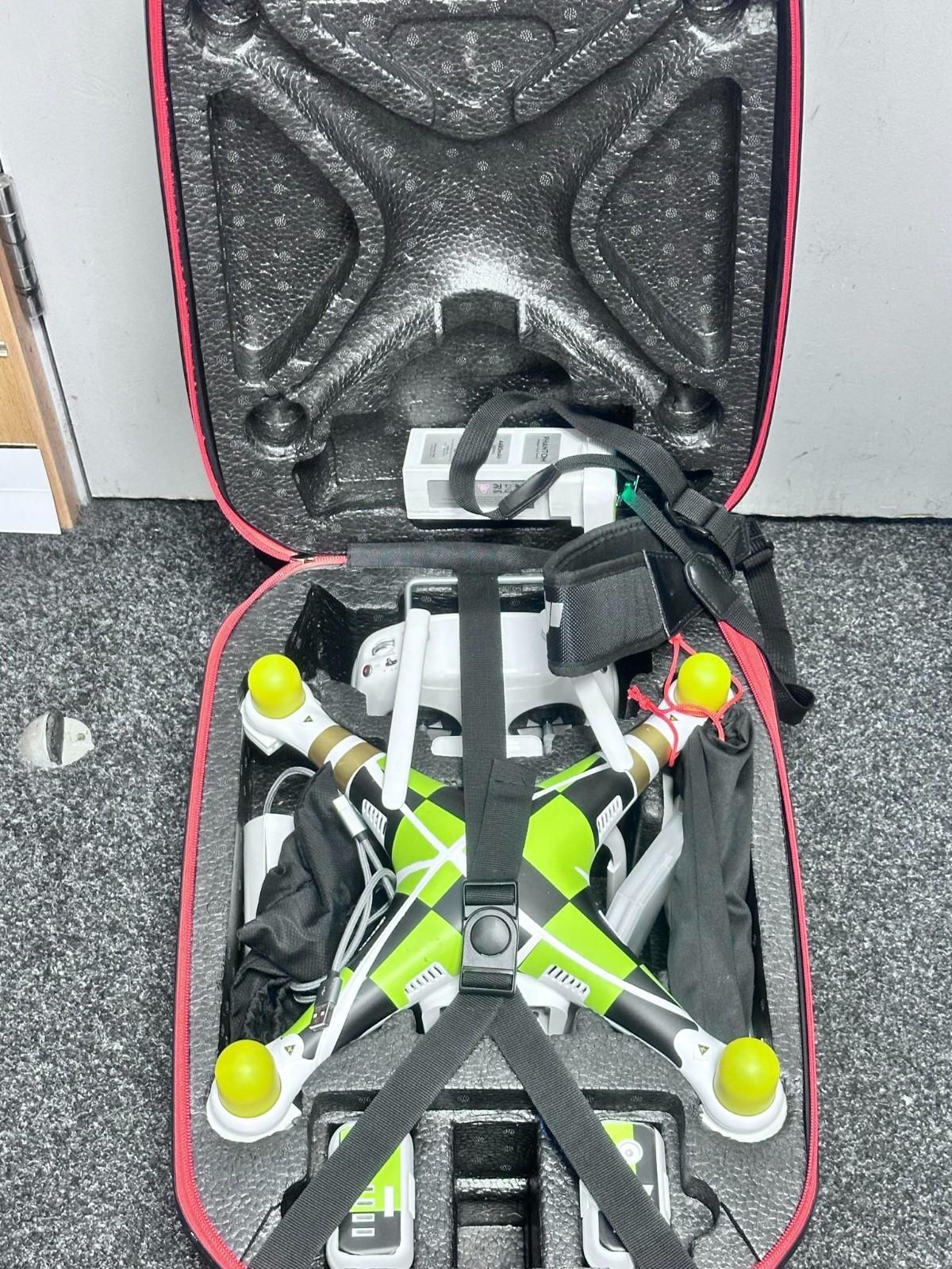 DJI Phantom 3 Professional 4K Drone Bundle