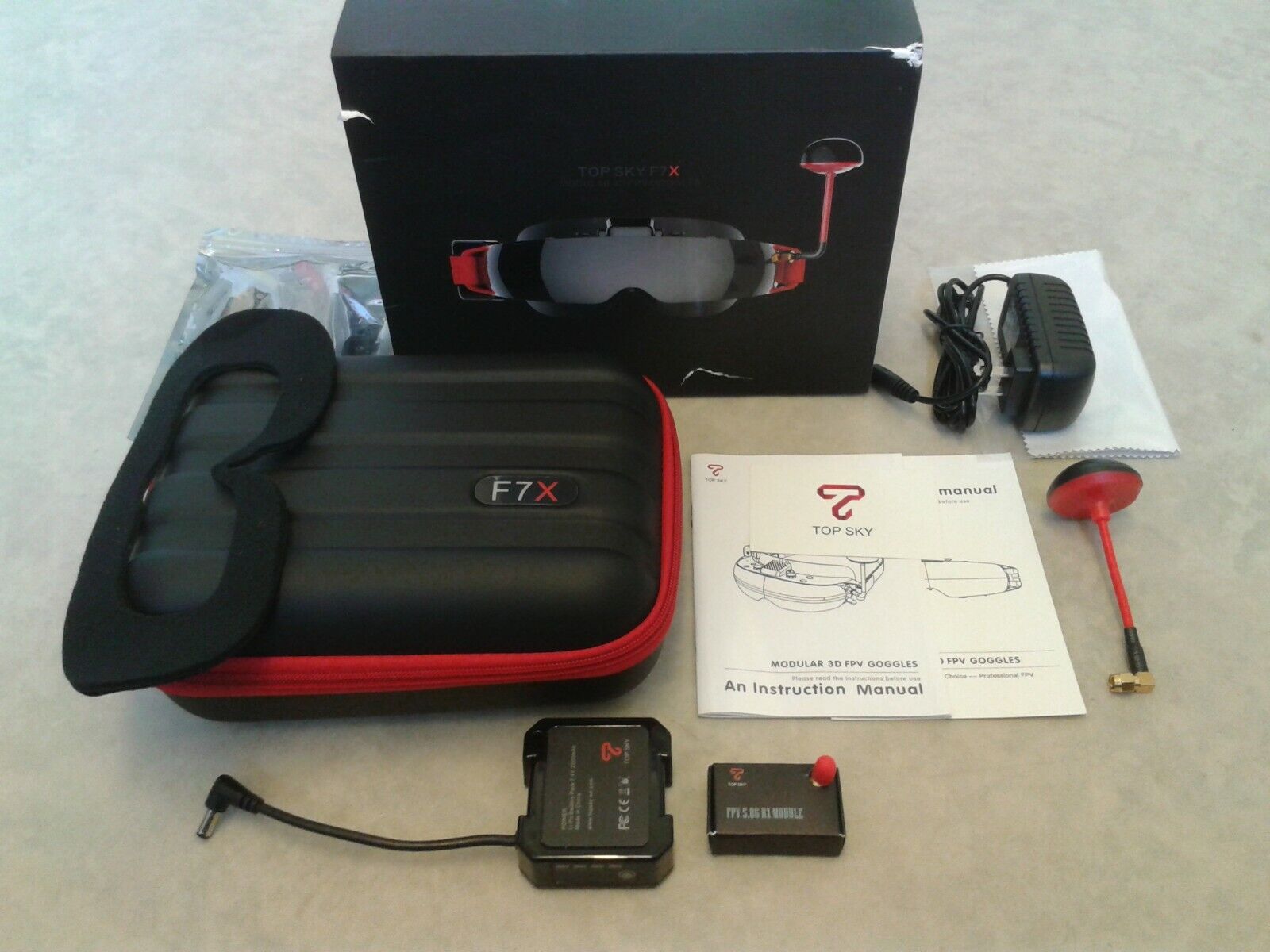 TopSky F7X V2 FPV Goggles with Charger