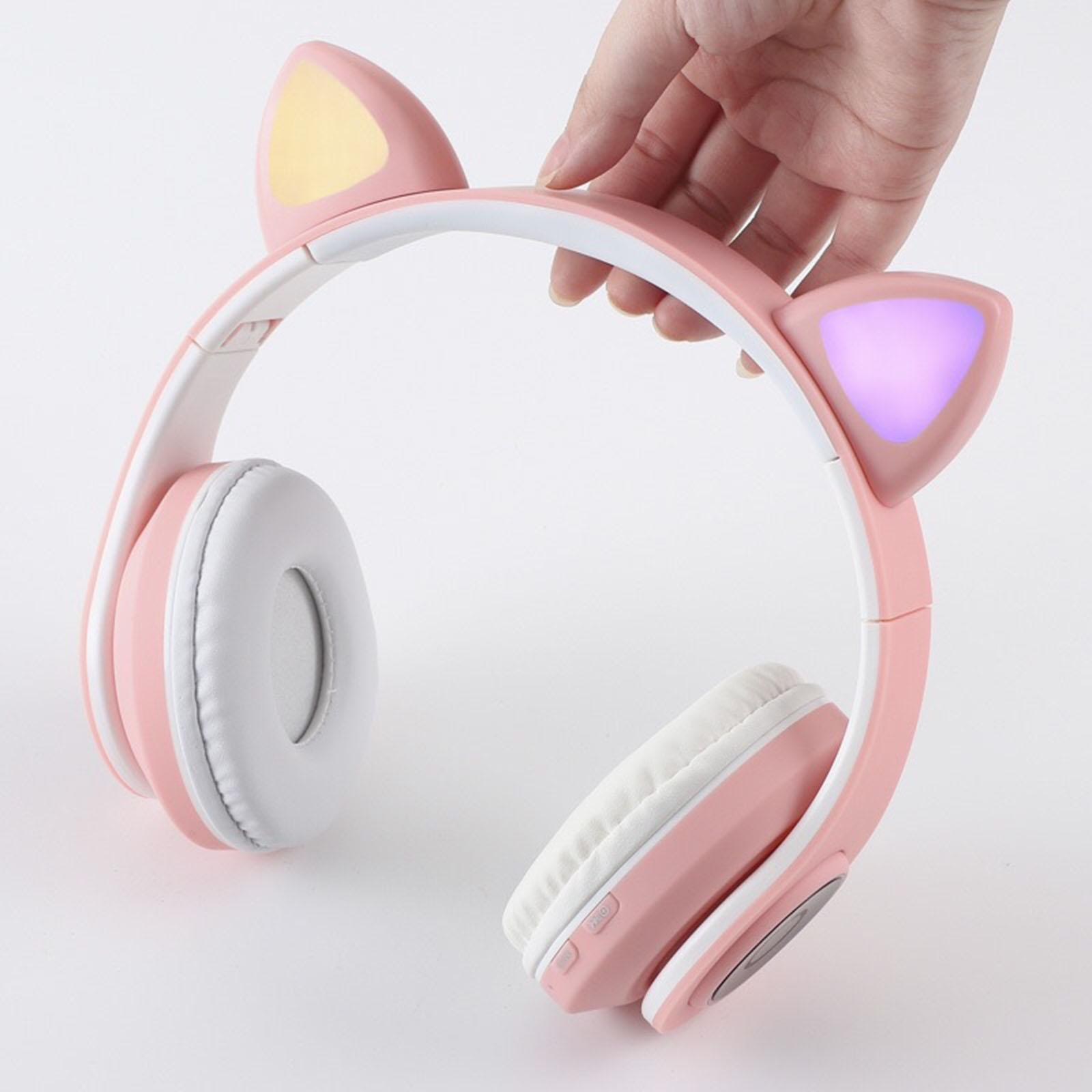 Dcenta Bluetooth Noise-Canceling Over-Ear Headphones, White, B39