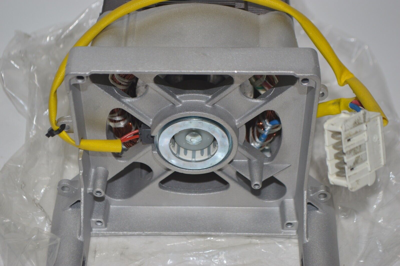 Magic Chef Washer Dryer with Inverter Motor
