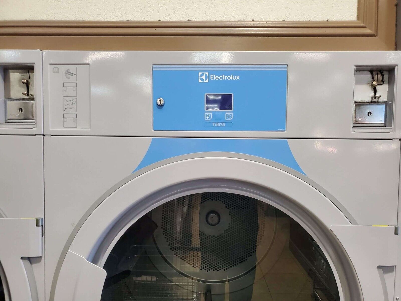 Electrolux 83 LB Tumble Dryer T5675 Model