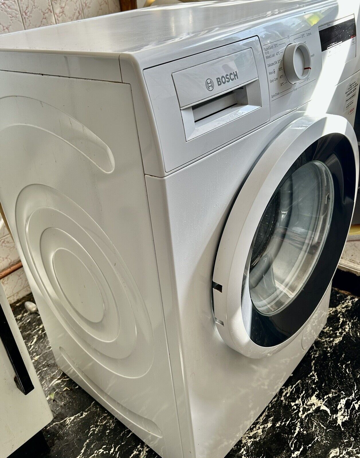 BOSCH Front-Loading Washing Machine Serie 4 - White