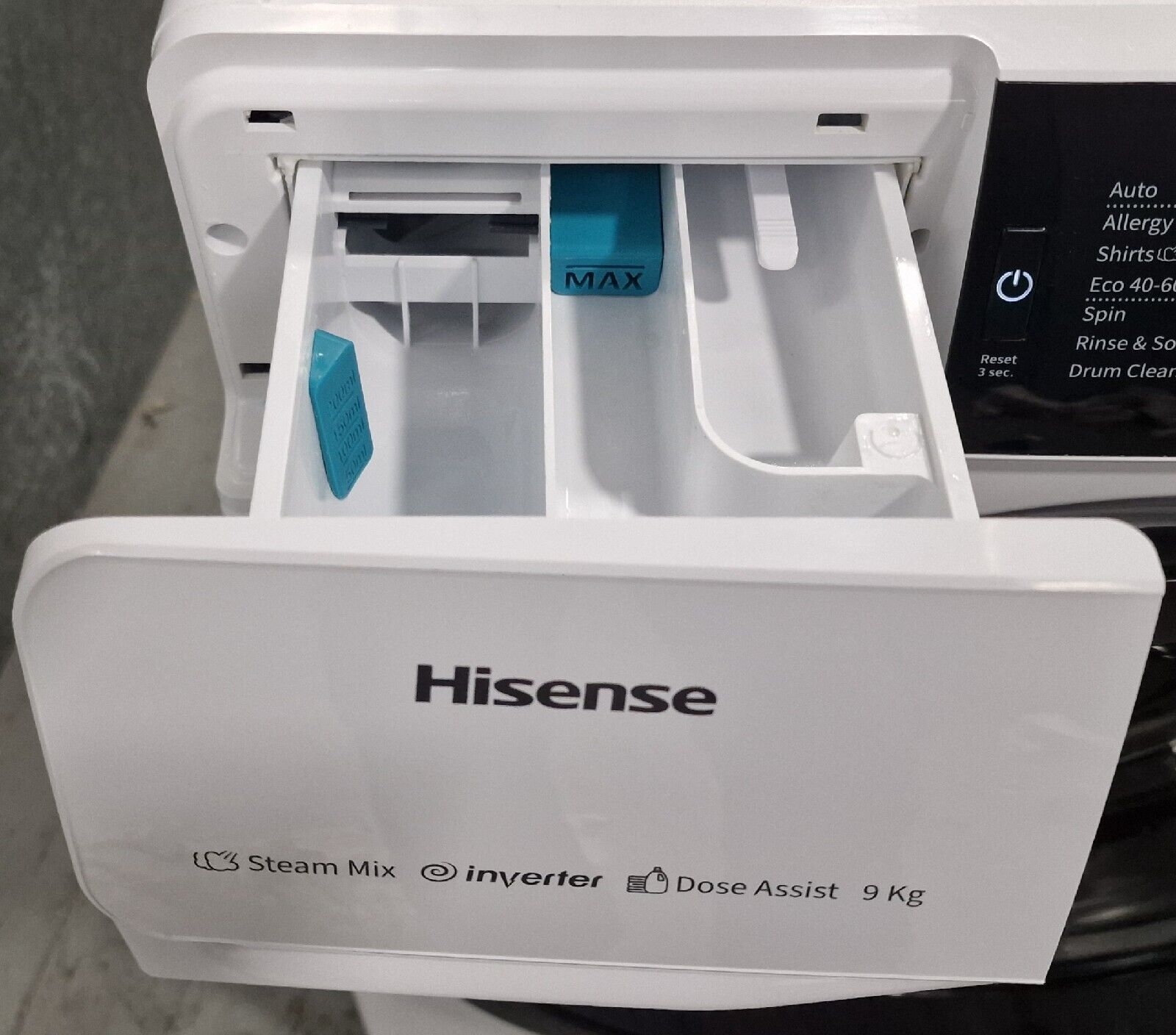 Hisense 9Kg Washing Machine with Steam Refresh