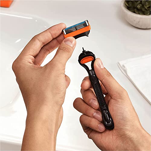 Gillette Fusion5 Razor Blades with Trimmer, 16 Pack