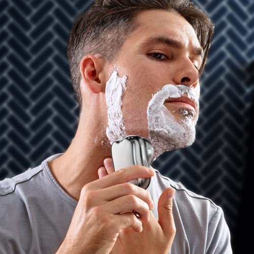 Compact Travel Shaver for On-the-Go Grooming