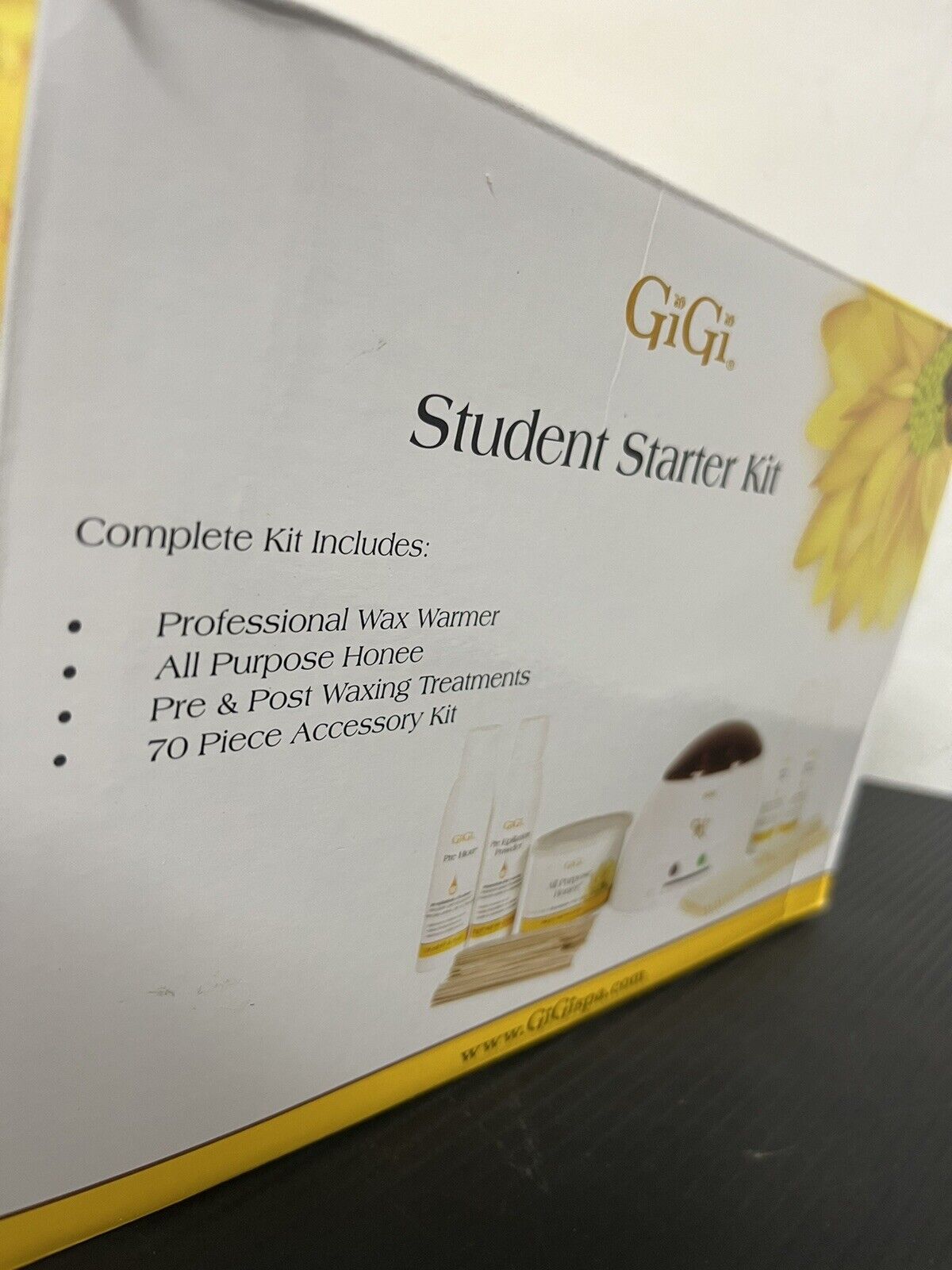 GiGi Student Waxing Kit with Warmer and Strips