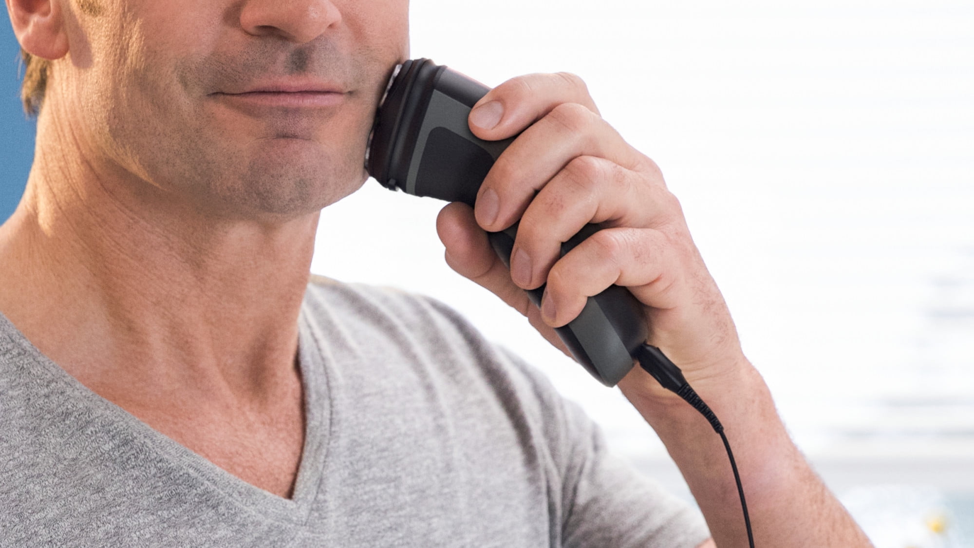 Philips Norelco 2300 Cordless Rechargeable Shaver