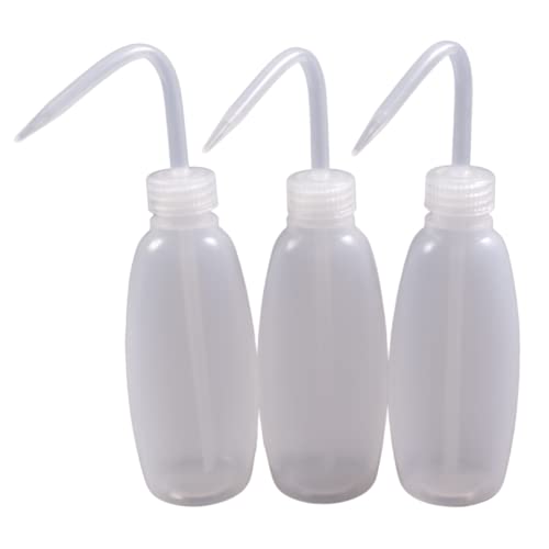 Scientific Squeeze Bottles with Thin Nozzle Available
